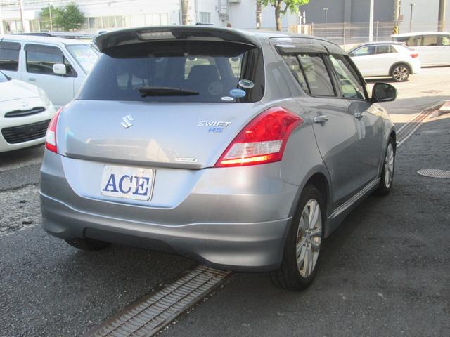 スイフト RS-DJE エネチャージ禁煙車アイドリングSTOPクルーズコントロールメモリーナビBluetoothオーデイオフルセグテレビETCプッシュスマートキーHIDヘッドライト16インチアルミエアロ車検令和9年10月(9枚目)