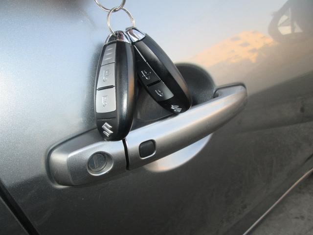 スイフト RS-DJE エネチャージ禁煙車アイドリングSTOPクルーズコントロールメモリーナビBluetoothオーデイオフルセグテレビETCプッシュスマートキーHIDヘッドライト16インチアルミエアロ車検令和9年10月(27枚目)