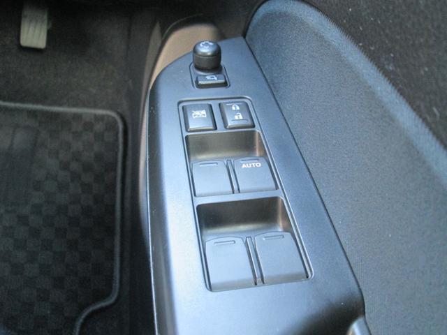 スイフト RS-DJE エネチャージ禁煙車アイドリングSTOPクルーズコントロールメモリーナビBluetoothオーデイオフルセグテレビETCプッシュスマートキーHIDヘッドライト16インチアルミエアロ車検令和9年10月(28枚目)