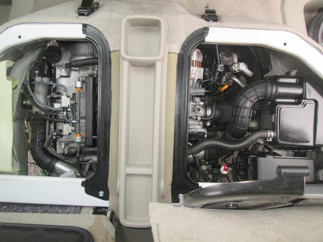 MITSUBISHI MINICAB VAN BRAVO TURBO