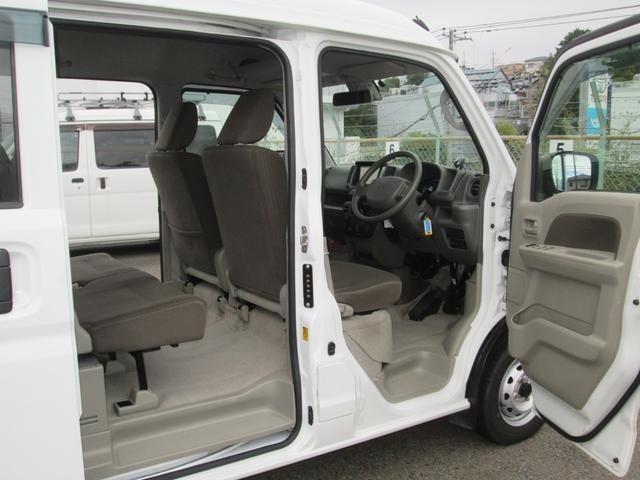 MITSUBISHI MINICAB VAN BRAVO TURBO