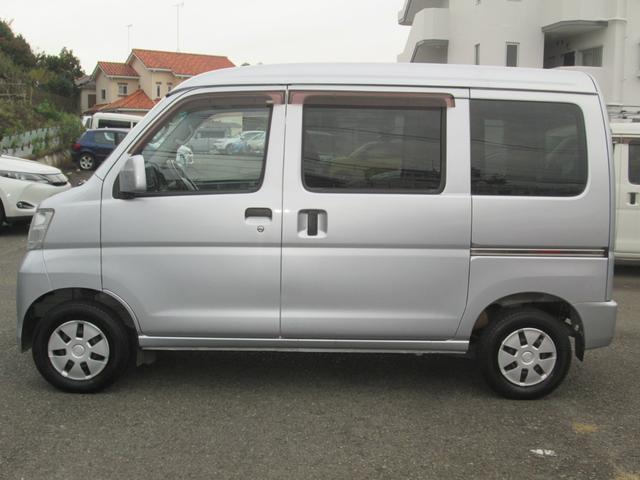 ハイゼットカーゴ クルーズターボ ハイルーフ ナビゲーション ワンセグテレビ ETC オーバーヘッドシェルフ 全席パワーウィンドー 電格ミラー ヘッドライトレベライザー(4枚目)