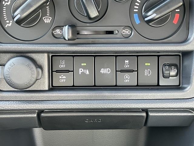スーパーキャリイ Ｘ　届出済未使用車　４ＷＤ車　両席エアバッグ　パワーウインドー　パワーステアリング　禁煙車　マニュアルエアコン　エアＢ　キーレスエントリーシステム　衝突回避ブレーキ　ＶＳＡ（30枚目）