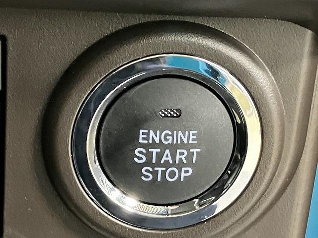 ルーミー Ｘ　登録済未使用車　バックカメラ　ＴＶ　両側スライド・片側電動　クリアランスソナー　衝突被害軽減システム　オートライト　スマートキー　アイドリングストップ　電動格納ミラー　ＣＶＴ　盗難防止システム（9枚目）