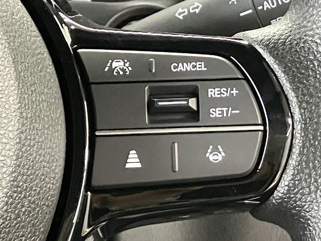 Ｎ－ＢＯＸカスタム ベースグレード　届出済未使用車　バックカメラ　両側スライド・片側電動　クリアランスソナー　オートクルーズコントロール　衝突被害軽減システム　オートライト　ＬＥＤヘッドランプ　スマートキー　アイドリングストップ（6枚目）