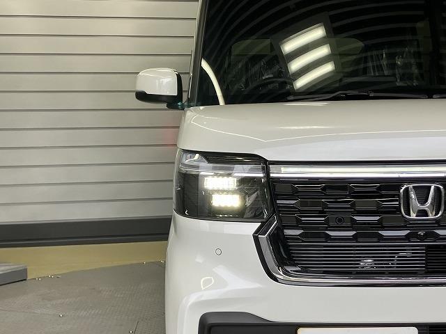 Ｎ－ＢＯＸカスタム ベースグレード　届出済未使用車　バックカメラ　両側スライド・片側電動　クリアランスソナー　オートクルーズコントロール　衝突被害軽減システム　オートライト　ＬＥＤヘッドランプ　スマートキー　アイドリングストップ（21枚目）