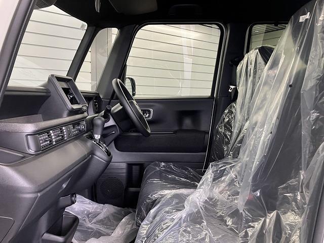 Ｎ－ＢＯＸカスタム ベースグレード　届出済未使用車　バックカメラ　両側スライド・片側電動　クリアランスソナー　オートクルーズコントロール　衝突被害軽減システム　オートライト　ＬＥＤヘッドランプ　スマートキー　アイドリングストップ（50枚目）