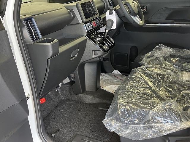 タント カスタムＲＳ　届出済未使用車　バックカメラ　両側電動スライドドア　クリアランスソナー　レーンアシスト　衝突被害軽減システム　オートライト　ＬＥＤヘッドランプ　アイドリングストップ　電動格納ミラー　シートヒーター（44枚目）