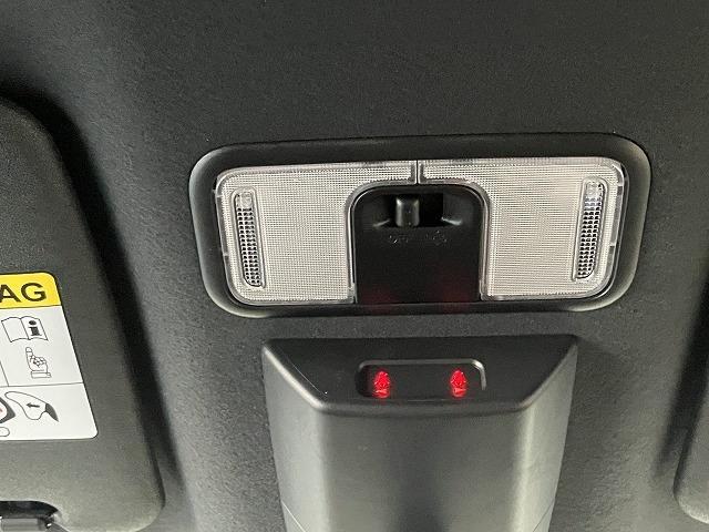 タント カスタムＲＳ　届出済未使用車　バックカメラ　両側電動スライドドア　クリアランスソナー　レーンアシスト　衝突被害軽減システム　オートライト　ＬＥＤヘッドランプ　アイドリングストップ　電動格納ミラー　シートヒーター（50枚目）