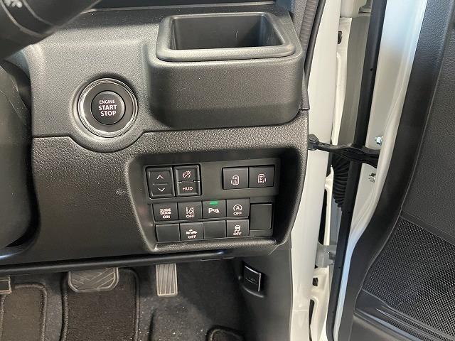 ソリオ ハイブリッドＭＺ　クリアランスソナー　オートクルーズコントロール　レーンアシスト　衝突被害軽減システム　両側電動スライドドア　オートライト　ＬＥＤヘッドランプ　スマートキー　アイドリングストップ　電動格納ミラー（9枚目）