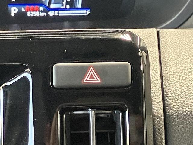 ソリオ ハイブリッドＭＺ　クリアランスソナー　オートクルーズコントロール　レーンアシスト　衝突被害軽減システム　両側電動スライドドア　オートライト　ＬＥＤヘッドランプ　スマートキー　アイドリングストップ　電動格納ミラー（32枚目）