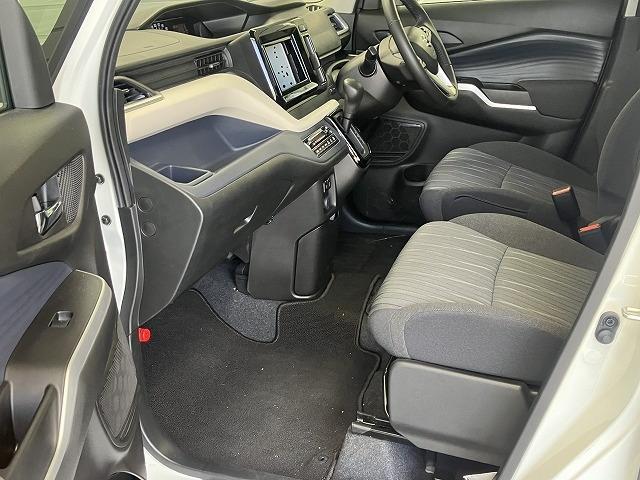 ソリオ ハイブリッドＭＺ　クリアランスソナー　オートクルーズコントロール　レーンアシスト　衝突被害軽減システム　両側電動スライドドア　オートライト　ＬＥＤヘッドランプ　スマートキー　アイドリングストップ　電動格納ミラー（46枚目）