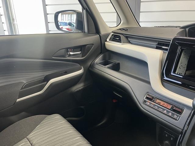 ソリオ ハイブリッドＭＺ　クリアランスソナー　オートクルーズコントロール　レーンアシスト　衝突被害軽減システム　両側電動スライドドア　オートライト　ＬＥＤヘッドランプ　スマートキー　アイドリングストップ　電動格納ミラー（54枚目）