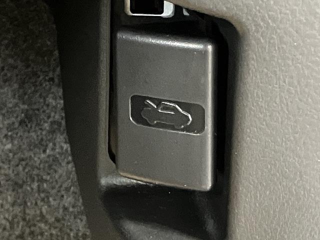 ワゴンＲ ＦＡ　クリアランスソナー　衝突被害軽減システム　オートライト　電動格納ミラー　ベンチシート　ＣＶＴ　盗難防止システム　ＡＢＳ　ＥＳＣ　ＣＤ　ミュージックプレイヤー接続可　衝突安全ボディ　エアコン（28枚目）