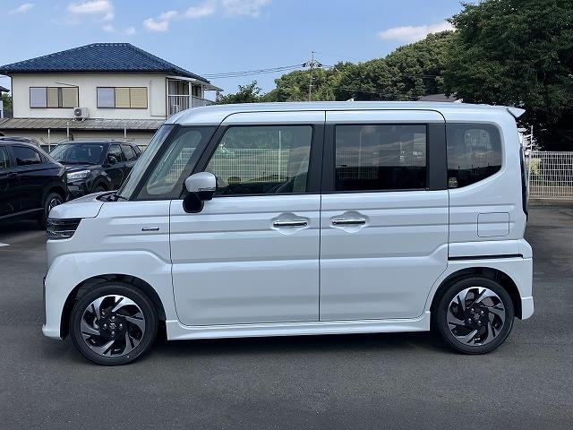 スペーシアカスタム ハイブリッドＸＳターボ　届出済未使用車　両側電動スライドドア　クリアランスソナー　オートクルーズコントロール　レーンアシスト　衝突被害軽減システム　オートライト　ＬＥＤヘッドランプ　スマートキー　アイドリングストップ（18枚目）