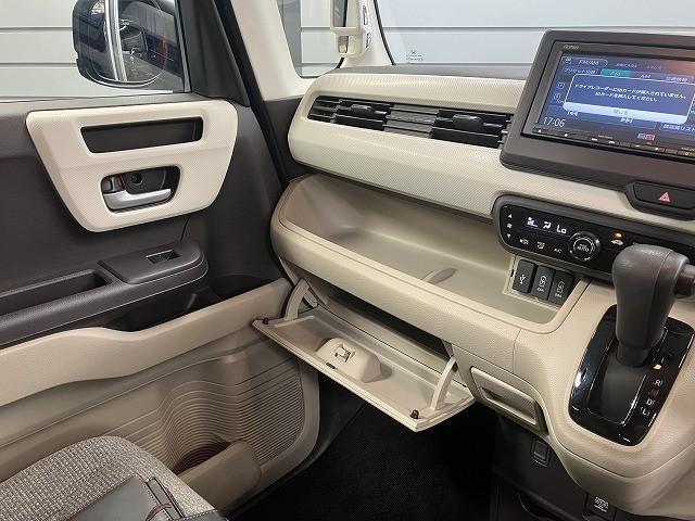 Ｎ－ＢＯＸ Ｇ・Ｌホンダセンシング　ドライブレコーダー　ＥＴＣ　バックカメラ　両側スライド・片側電動　ナビ　クリアランスソナー　オートクルーズコントロール　レーンアシスト　衝突被害軽減システム　オートライト　ＬＥＤヘッドランプ（51枚目）