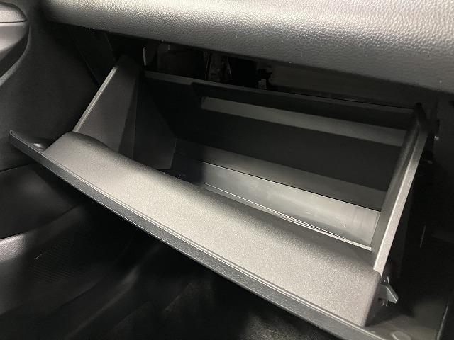 ヤリスクロス Ｘ　登録済未使用車　バックカメラ　クリアランスソナー　オートクルーズコントロール　レーンアシスト　衝突被害軽減システム　オートマチックハイビーム　オートライト　スマートキー　電動格納ミラー盗難防止システム（10枚目）