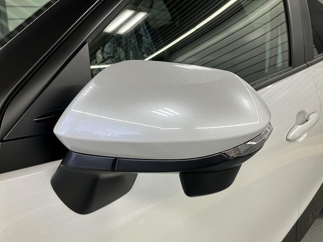 ヤリスクロス Ｘ　登録済未使用車　バックカメラ　クリアランスソナー　オートクルーズコントロール　レーンアシスト　衝突被害軽減システム　オートマチックハイビーム　オートライト　スマートキー　電動格納ミラー盗難防止システム（42枚目）