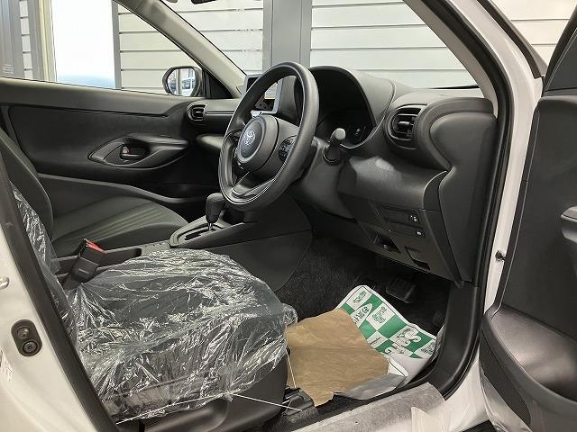 ヤリスクロス Ｘ　登録済未使用車　バックカメラ　クリアランスソナー　オートクルーズコントロール　レーンアシスト　衝突被害軽減システム　オートマチックハイビーム　オートライト　スマートキー　電動格納ミラー盗難防止システム（55枚目）