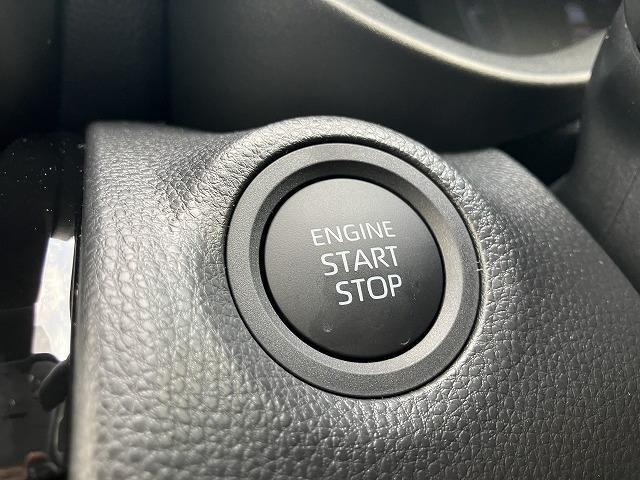 ヤリスクロス Ｘ　登録済未使用車　ＥＴＣ　バックカメラ　クリアランスソナー　オートクルーズコントロール　衝突被害軽減システム　オートマチックハイビーム　オートライト　アルミホイール　スマートキー　電動格納ミラー　ＣＶＴ（10枚目）