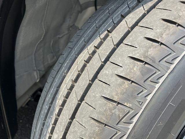 ヤリスクロス Ｘ　登録済未使用車　ＥＴＣ　バックカメラ　クリアランスソナー　オートクルーズコントロール　衝突被害軽減システム　オートマチックハイビーム　オートライト　アルミホイール　スマートキー　電動格納ミラー　ＣＶＴ（21枚目）