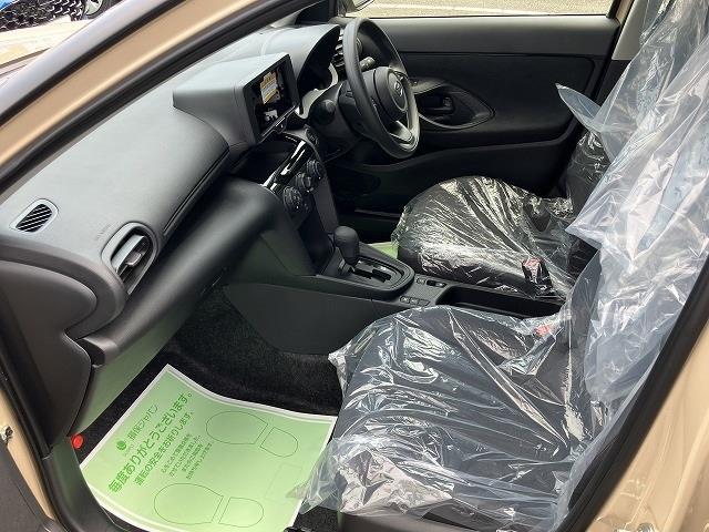 ヤリスクロス Ｘ　登録済未使用車　ＥＴＣ　バックカメラ　クリアランスソナー　オートクルーズコントロール　衝突被害軽減システム　オートマチックハイビーム　オートライト　アルミホイール　スマートキー　電動格納ミラー　ＣＶＴ（45枚目）