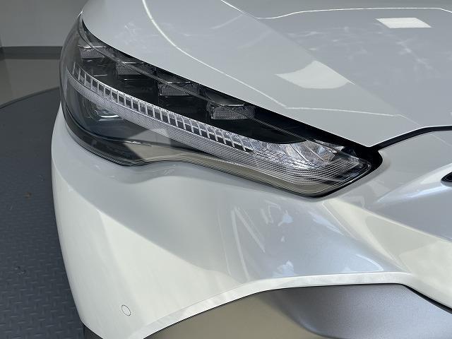 カローラクロス Ｚ　登録済未使用車　ＥＴＣ　バックカメラ　クリアランスソナー　オートクルーズコントロール　レーンアシスト　パワーシート　衝突被害軽減システム　オートライト　ヘッドライトウォッシャー　電動リアゲート（16枚目）