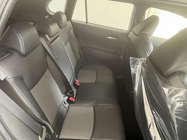 カローラクロス Ｚ　登録済未使用車　ＥＴＣ　バックカメラ　クリアランスソナー　オートクルーズコントロール　レーンアシスト　パワーシート　衝突被害軽減システム　オートライト　ヘッドライトウォッシャー　電動リアゲート（30枚目）