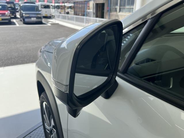 カローラクロス Ｚ　登録済未使用車　ＥＴＣ　バックカメラ　クリアランスソナー　オートクルーズコントロール　レーンアシスト　パワーシート　衝突被害軽減システム　オートライト　ヘッドライトウォッシャー　電動リアゲート（37枚目）