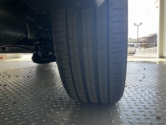 カローラクロス Ｚ　登録済未使用車　ＥＴＣ　バックカメラ　クリアランスソナー　オートクルーズコントロール　レーンアシスト　パワーシート　衝突被害軽減システム　オートライト　ヘッドライトウォッシャー　電動リアゲート（38枚目）