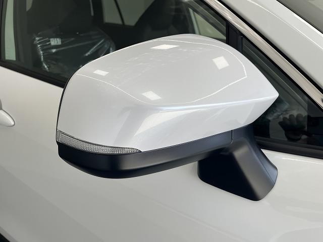 カローラクロス Ｚ　登録済未使用車　ＥＴＣ　バックカメラ　クリアランスソナー　オートクルーズコントロール　レーンアシスト　パワーシート　衝突被害軽減システム　オートライト　ヘッドライトウォッシャー　電動リアゲート（44枚目）