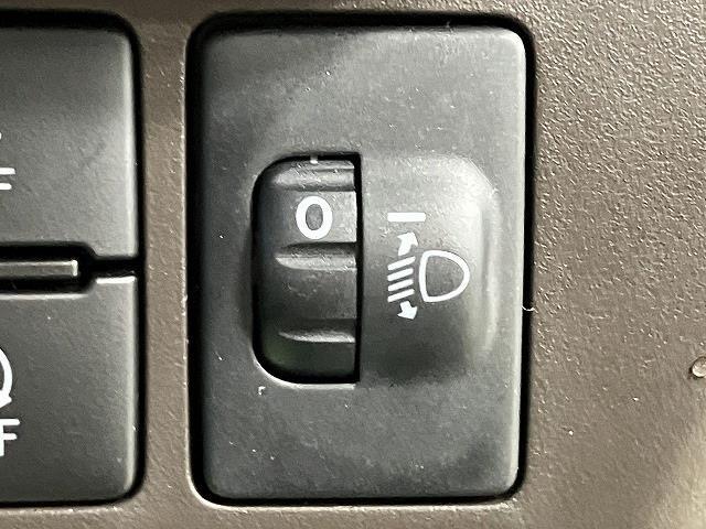 ルーミー X 登録済未使用車 バックカメラ TV 両側スライド・片側電動 クリアランスソナー 衝突被害軽減システム オートライト スマートキー アイドリングストップ CVT 盗難防止システム 衝突安全ボディ ABS(40枚目)