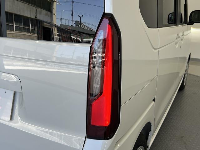Ｎ－ＢＯＸ ベースグレード　届出済未使用車　バックカメラ　両側スライド・片側電動　クリアランスソナー　オートクルーズコントロール　レーンアシスト　衝突被害軽減システム　オートライト　ＬＥＤヘッドランプ　スマートキー（30枚目）
