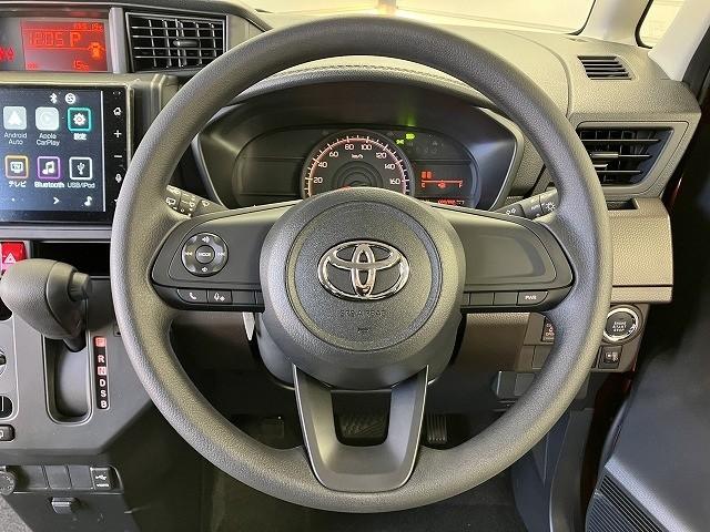 ルーミー Ｘ　登録済未使用車　バックカメラ　ＴＶ　両側スライド・片側電動　クリアランスソナー　衝突被害軽減システム　オートライト　スマートキー　アイドリングストップ　電動格納ミラー　ＣＶＴ　盗難防止システム　ＡＢＳ（3枚目）