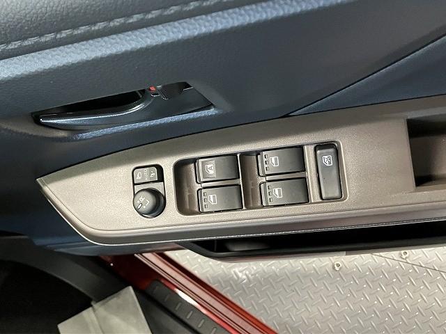 ルーミー Ｘ　登録済未使用車　バックカメラ　ＴＶ　両側スライド・片側電動　クリアランスソナー　衝突被害軽減システム　オートライト　スマートキー　アイドリングストップ　電動格納ミラー　ＣＶＴ　盗難防止システム　ＡＢＳ（10枚目）