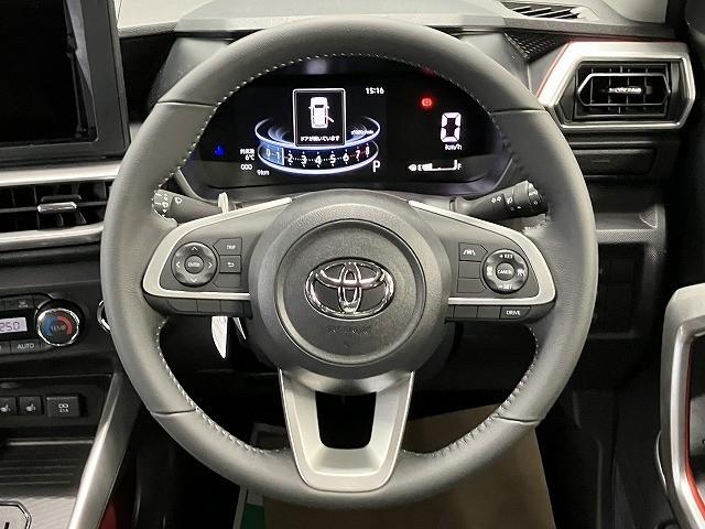 ライズ Ｚ　登録済未使用車　クリアランスソナー　オートクルーズコントロール　レーンアシスト　衝突被害軽減システム　オートライト　ＬＥＤヘッドランプ　アルミホイール　スマートキー　アイドリングストップ（3枚目）