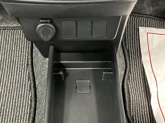 ミライース L SAIII 届出済未使用車 クリアランスソナー 衝突被害軽減システム オートマチックハイビーム オートライト キーレスエントリー アイドリングストップ CVT 盗難防止システム ABS ESC 衝突安全ボディ(46枚目)