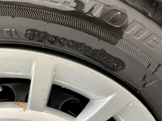 ムーヴキャンバス ストライプスＸ　届出済未使用車　両側電動スライドドア　クリアランスソナー　レーンアシスト　衝突被害軽減システム　オートライト　スマートキー　アイドリングストップ　電動格納ミラー　ベンチシート　ＣＶＴ　盗難防止システム（30枚目）