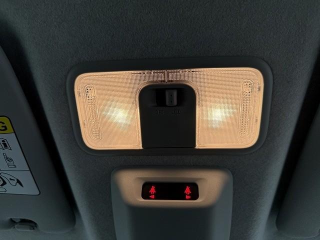 ムーヴキャンバス ストライプスＸ　届出済未使用車　両側電動スライドドア　クリアランスソナー　レーンアシスト　衝突被害軽減システム　オートライト　スマートキー　アイドリングストップ　電動格納ミラー　ベンチシート　ＣＶＴ　盗難防止システム（46枚目）