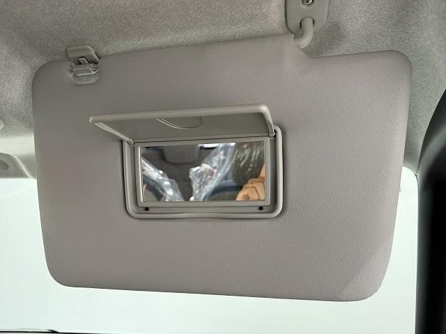 ムーヴキャンバス ストライプスＸ　届出済未使用車　両側電動スライドドア　クリアランスソナー　レーンアシスト　衝突被害軽減システム　オートライト　スマートキー　アイドリングストップ　電動格納ミラー　ベンチシート　ＣＶＴ　盗難防止システム（58枚目）