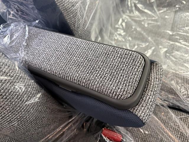 ムーヴキャンバス ストライプスＸ　届出済未使用車　両側電動スライドドア　クリアランスソナー　レーンアシスト　衝突被害軽減システム　オートライト　スマートキー　アイドリングストップ　電動格納ミラー　ベンチシート　ＣＶＴ　盗難防止システム（64枚目）