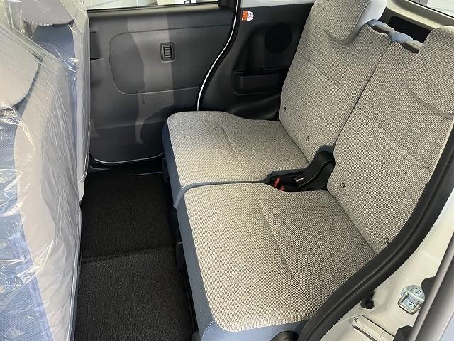 ムーヴキャンバス ストライプスＸ　届出済未使用車　両側電動スライドドア　クリアランスソナー　レーンアシスト　衝突被害軽減システム　オートライト　スマートキー　アイドリングストップ　電動格納ミラー　ベンチシート　ＣＶＴ　盗難防止システム（11枚目）