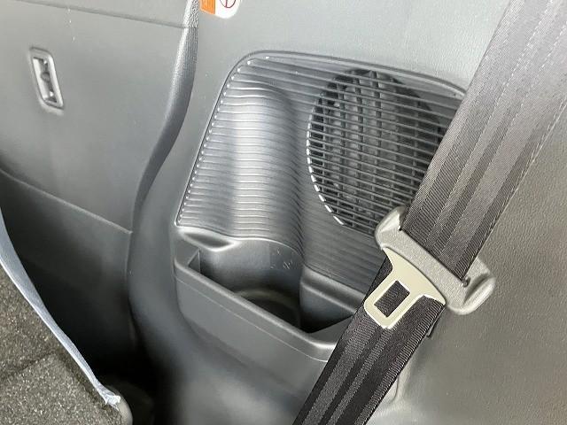 ムーヴキャンバス ストライプスＸ　届出済未使用車　両側電動スライドドア　クリアランスソナー　レーンアシスト　衝突被害軽減システム　オートライト　スマートキー　アイドリングストップ　電動格納ミラー　ベンチシート　ＣＶＴ　盗難防止システム（56枚目）