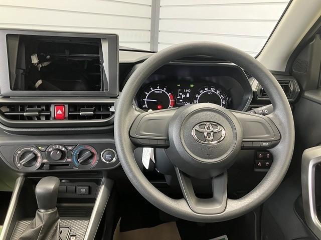 ライズ Ｘ　クリアランスソナー　衝突被害軽減システム　オートライト　ＬＥＤヘッドランプ　スマートキー　アイドリングストップ　電動格納ミラー　ＣＶＴ　盗難防止システム　衝突安全ボディ　ＡＢＳ　ＥＳＣ　エアコン（3枚目）