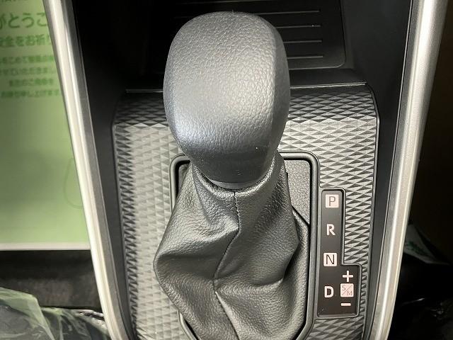 ライズ Ｘ　クリアランスソナー　衝突被害軽減システム　オートライト　ＬＥＤヘッドランプ　スマートキー　アイドリングストップ　電動格納ミラー　ＣＶＴ　盗難防止システム　衝突安全ボディ　ＡＢＳ　ＥＳＣ　エアコン（9枚目）