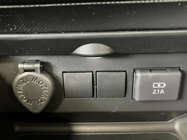 ライズ Ｘ　クリアランスソナー　衝突被害軽減システム　オートライト　ＬＥＤヘッドランプ　スマートキー　アイドリングストップ　電動格納ミラー　ＣＶＴ　盗難防止システム　衝突安全ボディ　ＡＢＳ　ＥＳＣ　エアコン（28枚目）