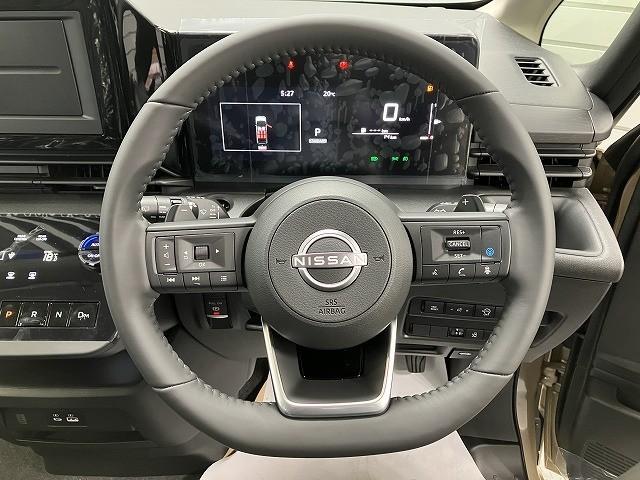 セレナ ＸＶ　登録済未使用車　全周囲カメラ　クリアランスソナー　オートクルーズコントロール　衝突被害軽減システム　両側電動スライドドア　オートマチックハイビーム　オートライト　ＬＥＤヘッドランプ　スマートキー（3枚目）