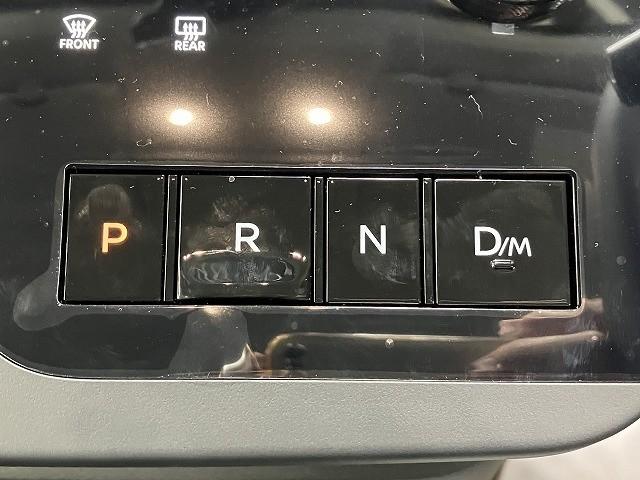 セレナ ＸＶ　登録済未使用車　全周囲カメラ　クリアランスソナー　オートクルーズコントロール　衝突被害軽減システム　両側電動スライドドア　オートマチックハイビーム　オートライト　ＬＥＤヘッドランプ　スマートキー（7枚目）