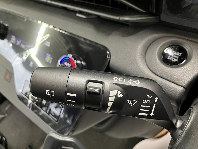 セレナ ＸＶ　登録済未使用車　全周囲カメラ　クリアランスソナー　オートクルーズコントロール　衝突被害軽減システム　両側電動スライドドア　オートマチックハイビーム　オートライト　ＬＥＤヘッドランプ　スマートキー（26枚目）