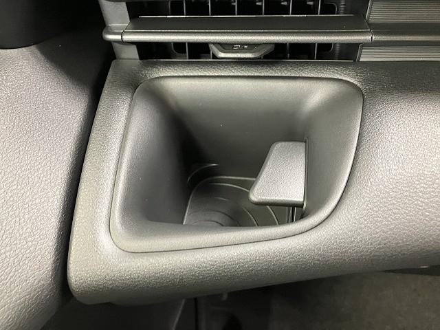 セレナ ＸＶ　登録済未使用車　全周囲カメラ　クリアランスソナー　オートクルーズコントロール　衝突被害軽減システム　両側電動スライドドア　オートマチックハイビーム　オートライト　ＬＥＤヘッドランプ　スマートキー（38枚目）